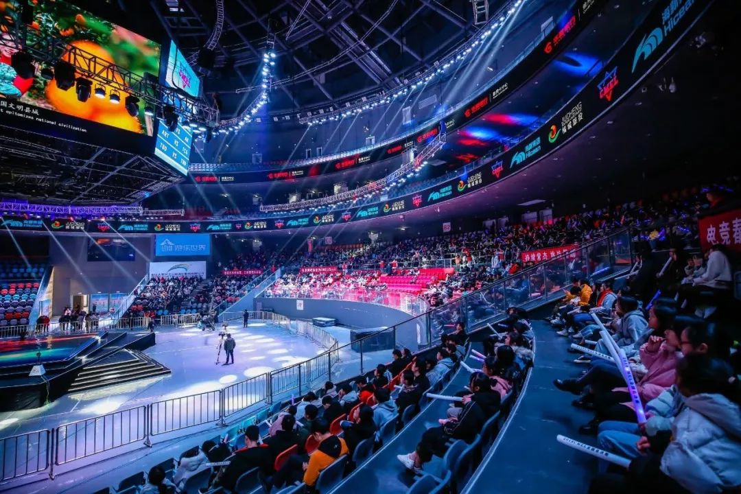 而在中国职 而在中国职